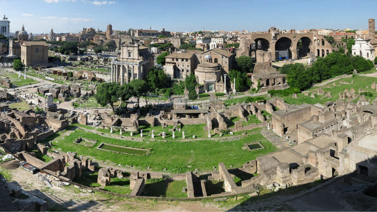 NINE  HISTORICAL PLACES TO VISIT IN ROME